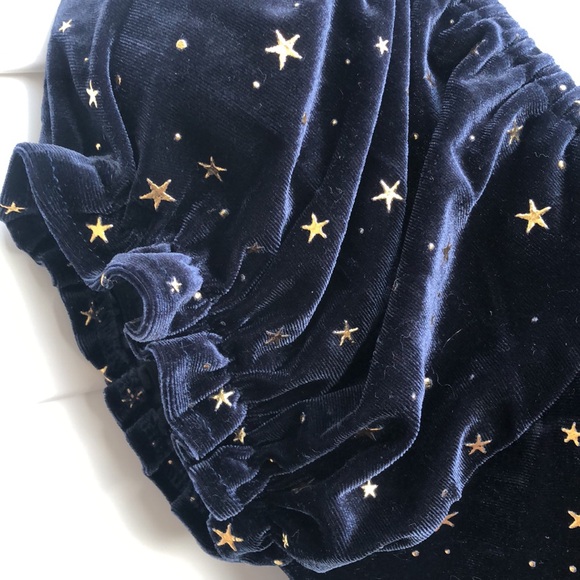 NWT romwe Velvet dress with gold stars - Picture 7 of 11